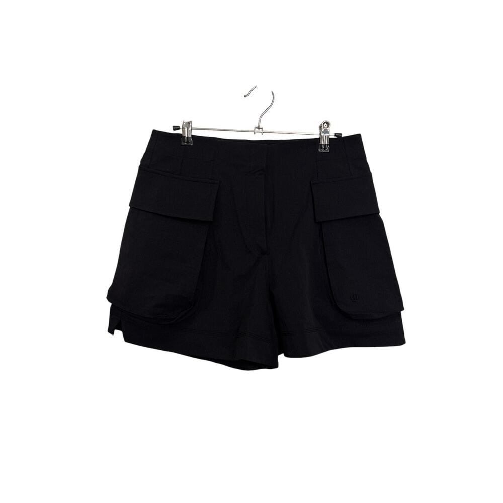 Lululemon Shorts Womens 10 Relaxed Fit Super High Rise SHR Cargo Short 4" Black